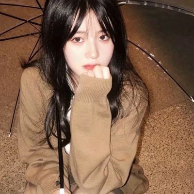 2025最火最潮的女头可爱青春照片