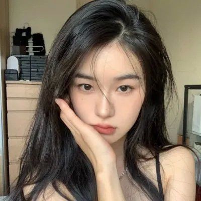 2025年优质女生头像图片