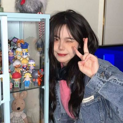 微信绝绝子女头