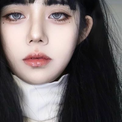 微信头像高级感高冷女生高清图片