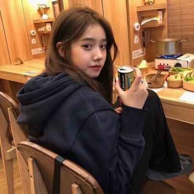 唯美头像女生简单气质高冷人物图片