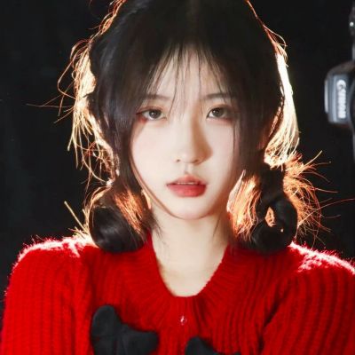 新年头像图片2025最火爆女