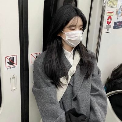 2025年优质女生头像图片