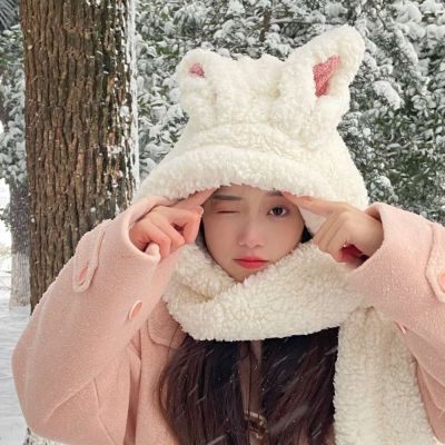 冬天雪地帽子女生头像