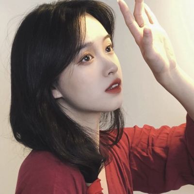 小众绝绝子女生头像