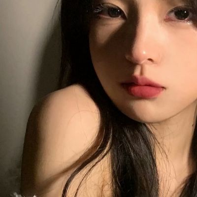 微信头像高级感高冷女生高清图片