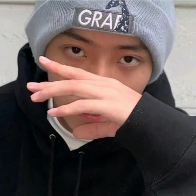 头像真人男生深情专一高清个性图片