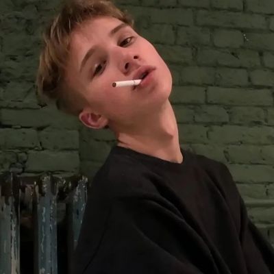 深情男生真人高清头像
