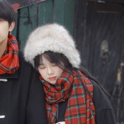 冬天情侣头像一男一女唯美意境真人图片