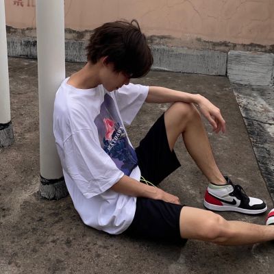 男生真人侧脸头像