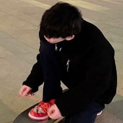 头像真人男生深情专一高清个性图片