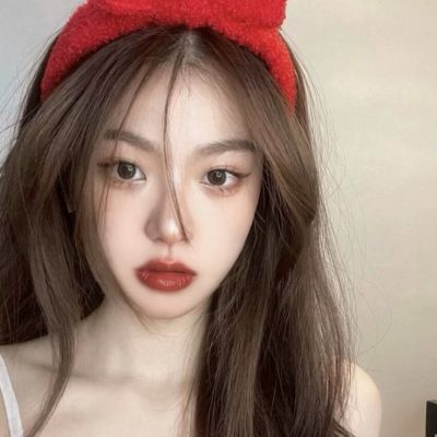 2025年女生绝绝绝子头像图片