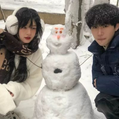 情侣头像好看一对两张恩爱甜蜜图片