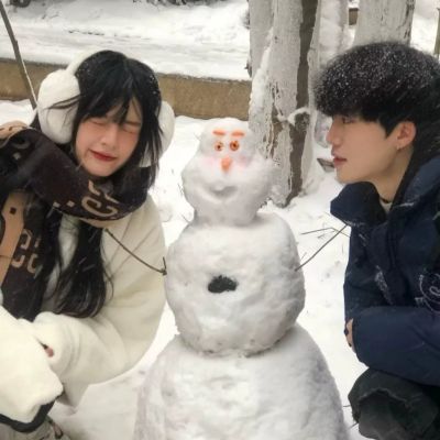 情侣头像好看一对两张恩爱甜蜜图片