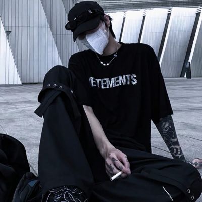 超酷黑色系男生头像