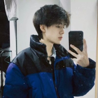 气质头像高级男生真人ins风格图片