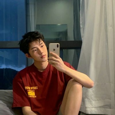 气质头像高级男生真人ins风格图片