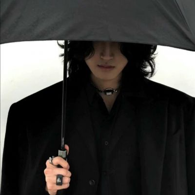头像真人男生深情专一高清个性图片