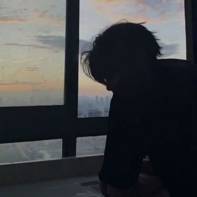 单人真人情侣头像不明显一男一女图片
