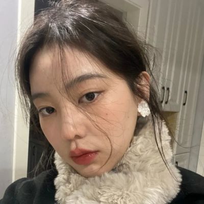 头像冬天女生真人图集图片