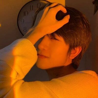 耐看的男头真人