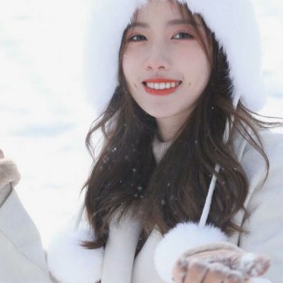 头像治愈系干净真人女生单张高清图片