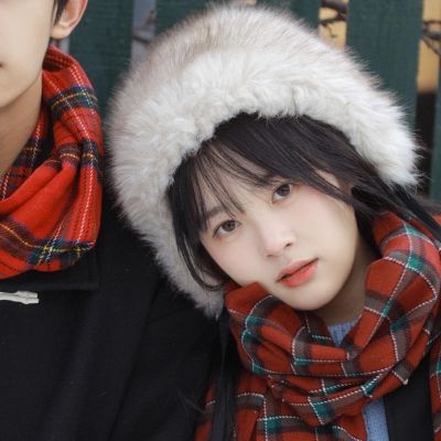 冬天情侣头像一男一女唯美意境真人图片