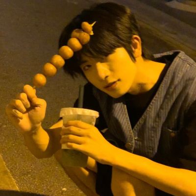 帅哥男生头像高质量ins高级图片