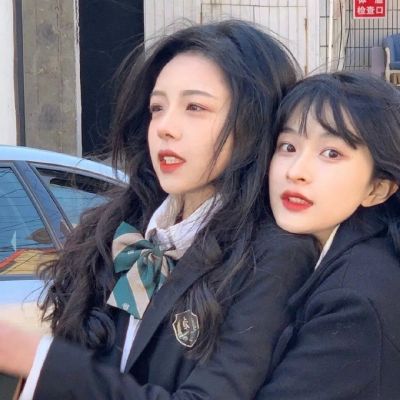 女生真人闺蜜头像两张一对高清图片