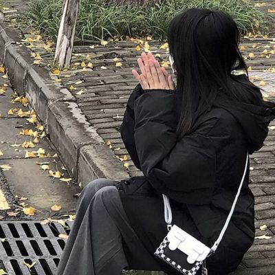 头像2025女头真人图片