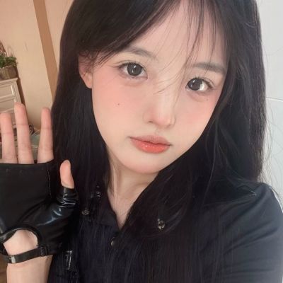 清纯可爱女生头像露脸真人高清图片