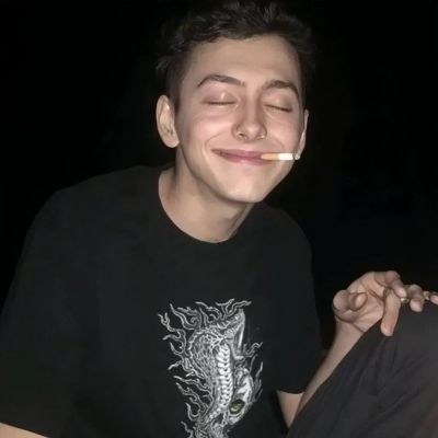 深情男生真人高清头像