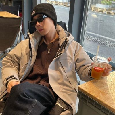 男生头像成熟高冷超酷真人帅气图片