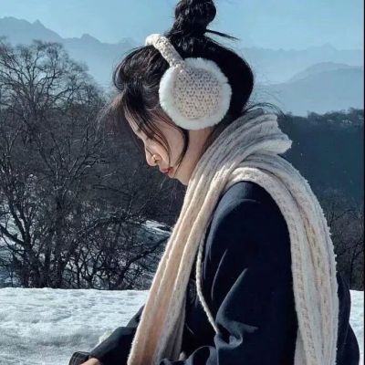 头像治愈系干净真人女生单张高清图片