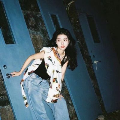 气质氛围感的女生头像真人仙气图片