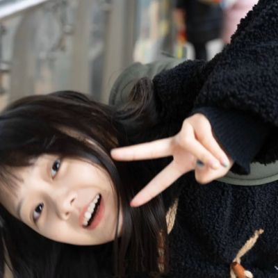 女生真人温柔头像小清新图片