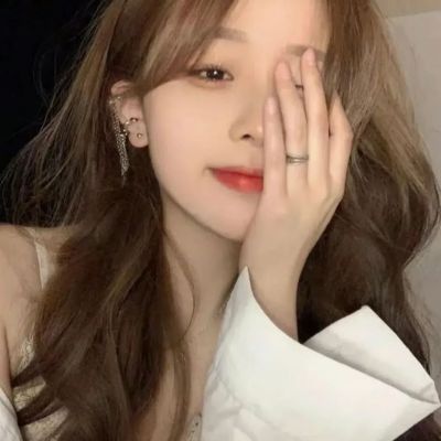 女生真人温柔头像小清新图片