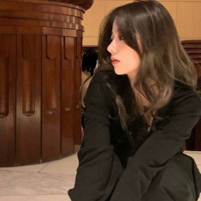 ins温柔气质女生头像图片真人