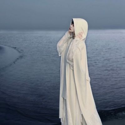 女生高冷头像暗黑系