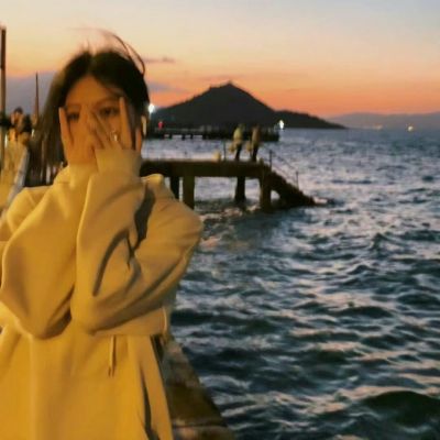 气质氛围感的女生头像真人仙气图片