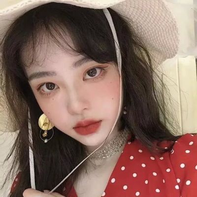红色系过年女生头像