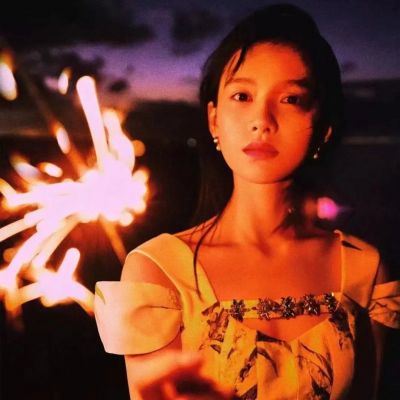唯美浪漫烟花棒情侣头像图片