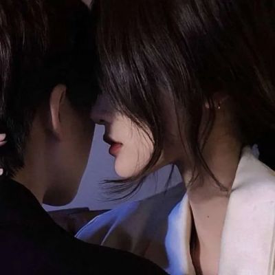 超火黑色系情侣头像