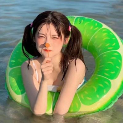 女头ins风个性网真人图片