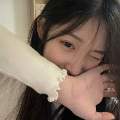 ins风小众头像女生微信真人图片