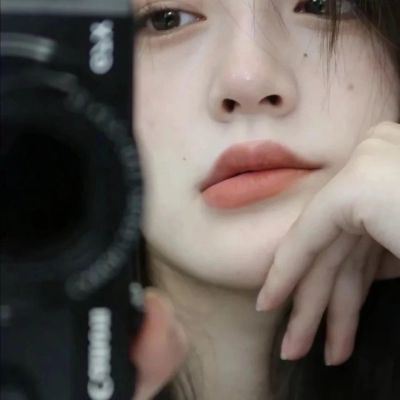 2025年好看高级的女生微信头像图片