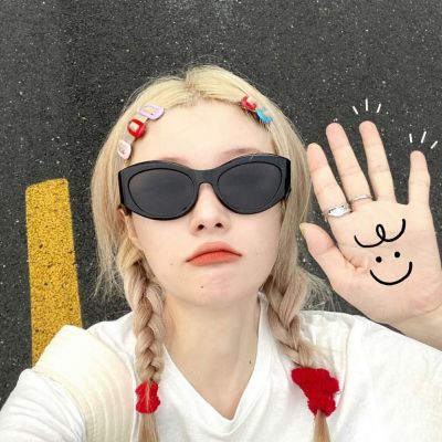 露脸的女生个性头像真人图片