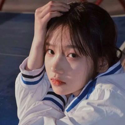 女头ins风个性网真人图片