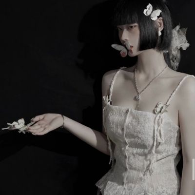 女生高冷头像暗黑系