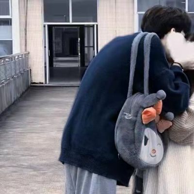真人年轻学生高清情侣头像图片
